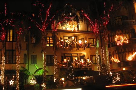 The Mission Inn was all lit up!